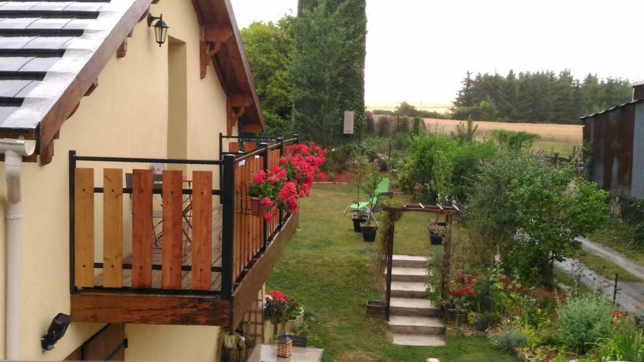Gite Au Grenier Cosy Lor Exterior foto